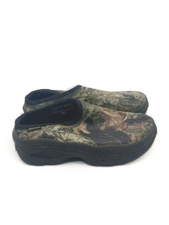LaCrosse Shoes - LaCrosse Women's 8 Green Camouflage Low Top Round Toe Slip-On Shoes